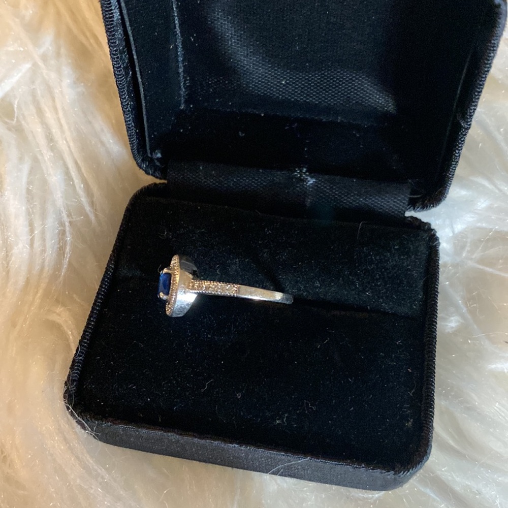 Sapphire and diamond ring - Picture 7 of 13